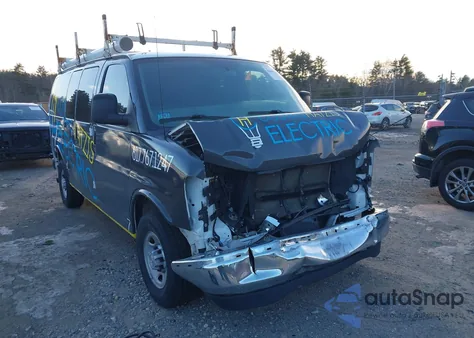 2019 Chevrolet Express 2500 Work Van z USA, uszkodzony, nr VIN 1GCWGAFG7K1208860